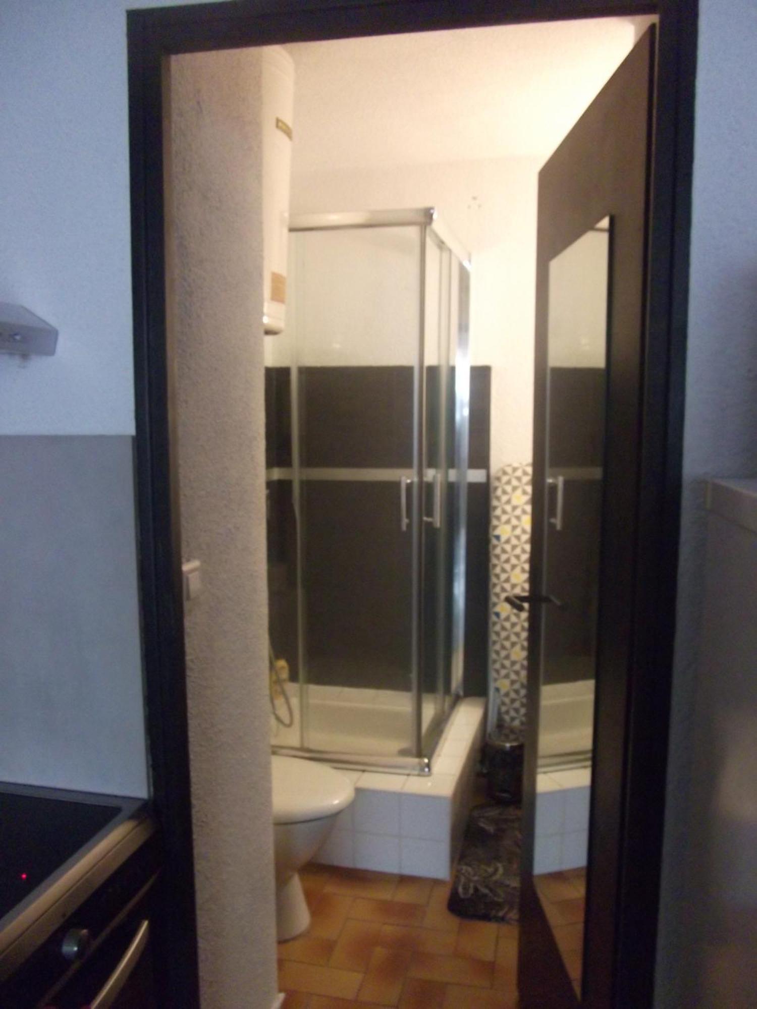 Studio Sur Le Port, Climatisation, Wifi, Piscine, Lave-Linge Gruissan Buitenkant foto